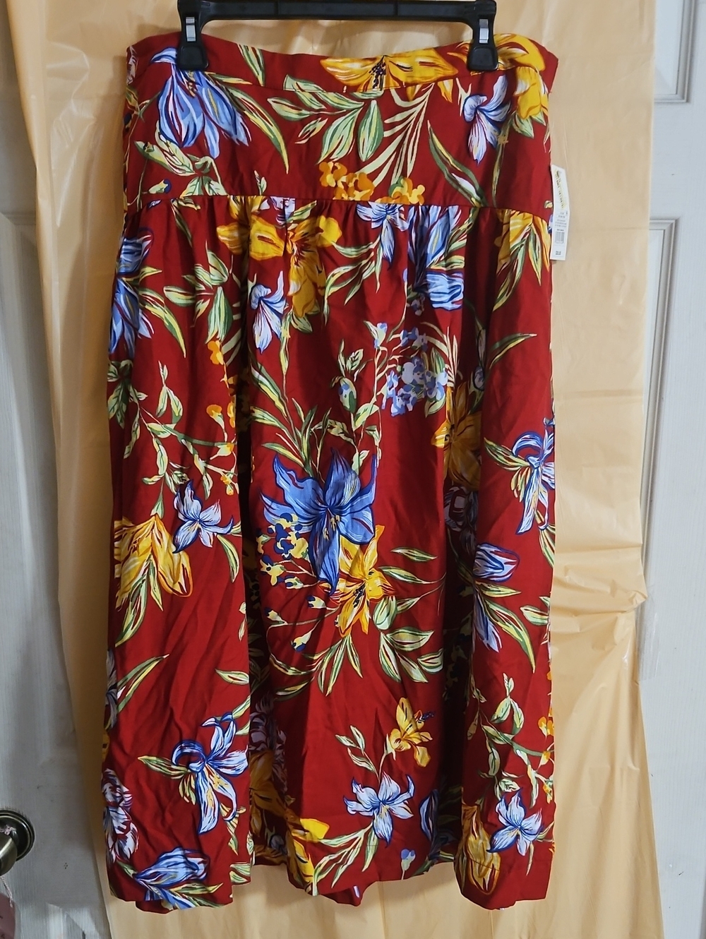 A New Day Women's Resort Poplin Drop Waist Midi Skirt: RED: NEW WITH TAGS: SZ L
